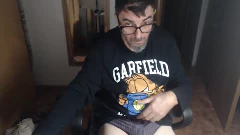 lobosolitario73 online show from 8, 11, 2025