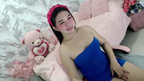 Snapshot of lobotara69 chatting on 8, 4, 2026 Thea online show from 8, 4, 2026