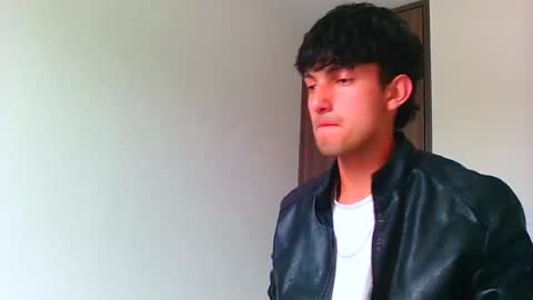 logaan_grey online show from 3, 1, 2025