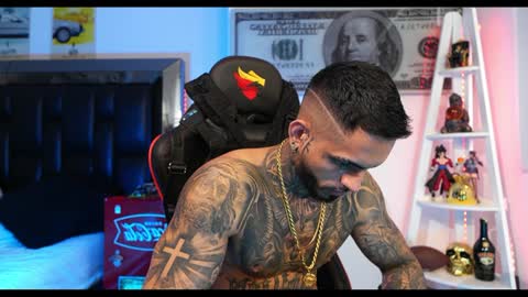 Snapshot of logan_hugh8 chatting on 19, 12, 2024 logan_hugh8 online show from 19, 12, 2024