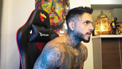 Snapshot of logan_hugh8 chatting on 24, 9, 2025 logan_hugh8 online show from 24, 9, 2025