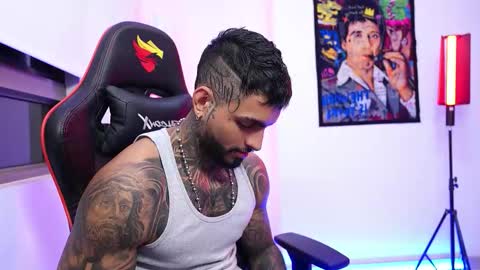 Snapshot of logan_hugh8 chatting on 22, 10, 2025 logan_hugh8 online show from 22, 10, 2025