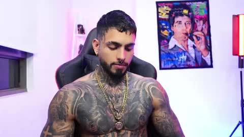 Snapshot of logan_hugh8 chatting on 24, 11, 2025 logan_hugh8 online show from 24, 11, 2025