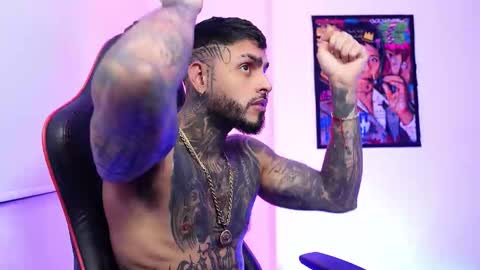 Snapshot of logan_hugh8 chatting on 21, 12, 2025 logan_hugh8 online show from 21, 12, 2025