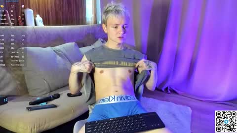 Snapshot of logan_mett chatting on 23, 3, 2026 Logan online show from 23, 3, 2026