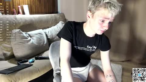 Snapshot of logan_mett chatting on 28, 3, 2026 Logan online show from 28, 3, 2026