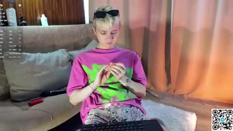 Snapshot of logan_mett chatting on 14, 4, 2026 Logan online show from 14, 4, 2026