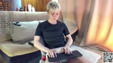 Snapshot of logan_mett chatting on 29, 4, 2026 Logan online show from 29, 4, 2026