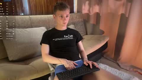 Snapshot of logan_mett chatting on 16, 6, 2026 Logan online show from 16, 6, 2026