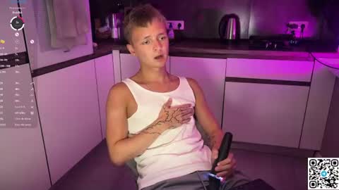 Snapshot of logan_mett chatting on 1, 7, 2026 Logan online show from 1, 7, 2026