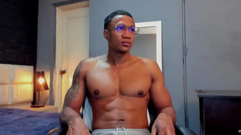 Snapshot of logan_varela chatting on 3, 1, 2025 logan_varela online show from 3, 1, 2025