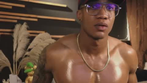 Snapshot of logan_varela chatting on 1, 2, 2025 logan_varela online show from 1, 2, 2025