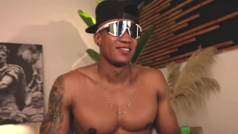 Snapshot of logan_varela chatting on 5, 2, 2025 logan_varela online show from 5, 2, 2025