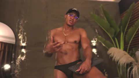 Snapshot of logan_varela chatting on 20, 2, 2025 logan_varela online show from 20, 2, 2025