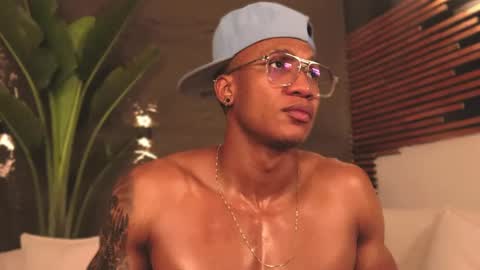 Snapshot of logan_varela chatting on 27, 2, 2025 logan_varela online show from 27, 2, 2025