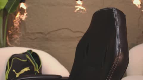 Snapshot of logan_varela chatting on 2, 3, 2025 logan_varela online show from 2, 3, 2025