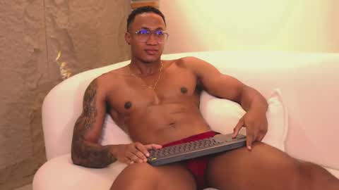 Snapshot of logan_varela chatting on 4, 3, 2025 logan_varela online show from 4, 3, 2025