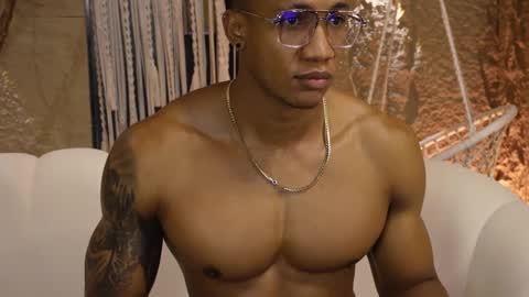 Snapshot of logan_varela chatting on 10, 9, 2025 logan_varela online show from 10, 9, 2025