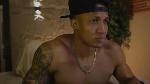 Snapshot of logan_varela chatting on 22, 10, 2025 logan_varela online show from 22, 10, 2025