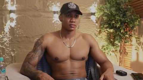 Snapshot of logan_varela chatting on 15, 11, 2025 logan_varela online show from 15, 11, 2025