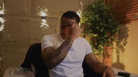 Snapshot of logan_varela chatting on 16, 11, 2025 logan_varela online show from 16, 11, 2025