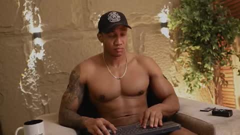 Snapshot of logan_varela chatting on 26, 11, 2025 logan_varela online show from 26, 11, 2025