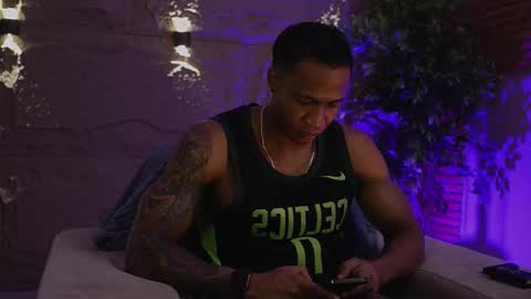 Snapshot of logan_varela chatting on 3, 12, 2025 logan_varela online show from 3, 12, 2025