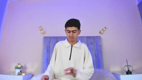 Snapshot of logan_wolf_ chatting on 14, 12, 2025 Logan online show from 14, 12, 2025