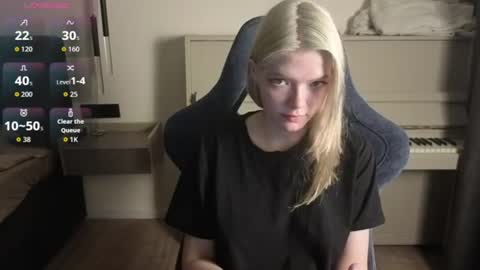 Logan and Katana online show from 20, 7, 2026