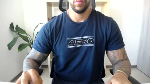 Snapshot of loganhod chatting on 24, 5, 2026 Logan Wolfp online show from 24, 5, 2026