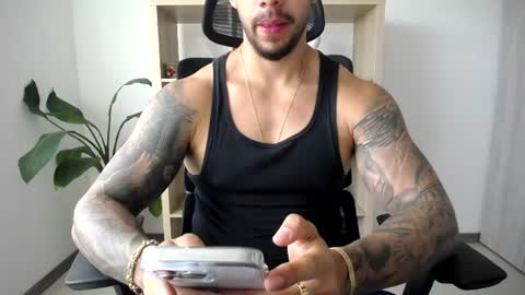 Snapshot of loganhod chatting on 16, 6, 2026 Logan Wolfp online show from 16, 6, 2026