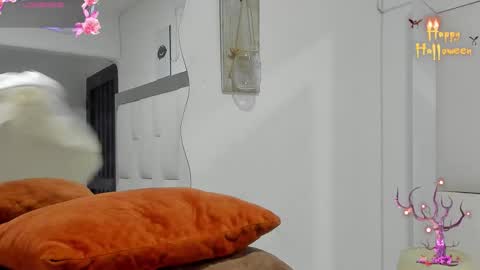 logantwink18 online show from 24, 10, 2025