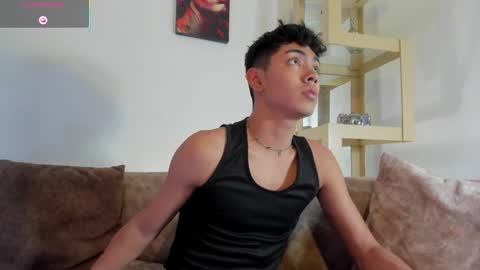 logantwink18 online show from 8, 1, 2026