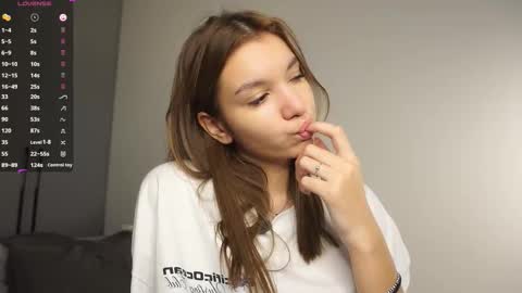 Elza online show from 29, 11, 2025