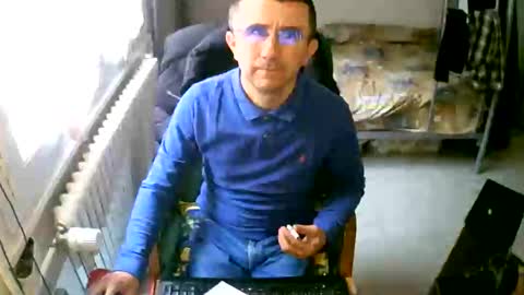 Snapshot of lokoum39 chatting on 2, 2, 2025 lokoum39 online show from 2, 2, 2025