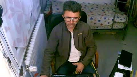 Snapshot of lokoum39 chatting on 16, 10, 2025 lokoum39 online show from 16, 10, 2025