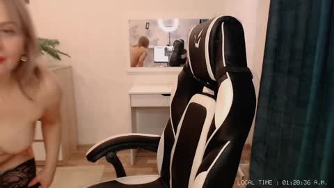  Lola  online show from 23, 2, 2025