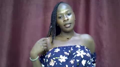 Snapshot of lola_beib chatting on 7, 5, 2026 lola_beib online show from 7, 5, 2026