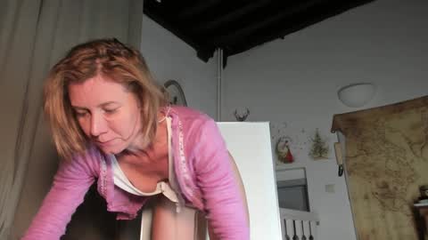 Snapshot of lola_belgium chatting on 30, 1, 2025 lola_belgium online show from 30, 1, 2025