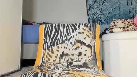 Snapshot of lola_belgium chatting on 11, 11, 2025 lola_belgium online show from 11, 11, 2025