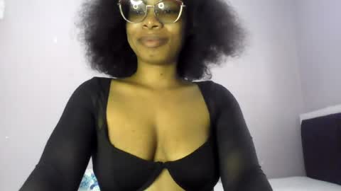 Lola Coco online show from 15, 7, 2026