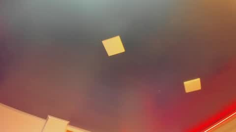 Snapshot of lola_js chatting on 7, 4, 2026 lola_js online show from 7, 4, 2026