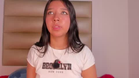 Snapshot of lola_js chatting on 16, 4, 2026 lola_js online show from 16, 4, 2026