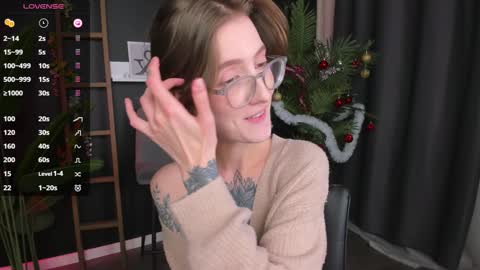 Lola online show from 27, 12, 2024