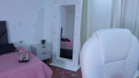 Snapshot of lola_star_ chatting on 19, 5, 2026 Lola online show from 19, 5, 2026