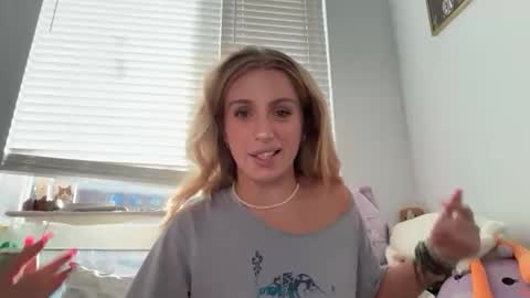 lolaa555 online show from 8, 6, 2026