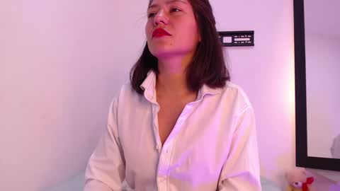 lolaandcamille online show from 19, 12, 2025