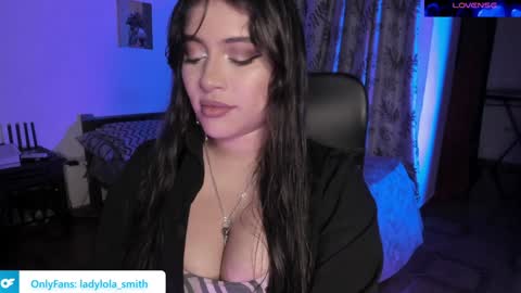 Snapshot of lolaasmith_21 chatting on 15, 12, 2024 lolaasmith_21 online show from 15, 12, 2024