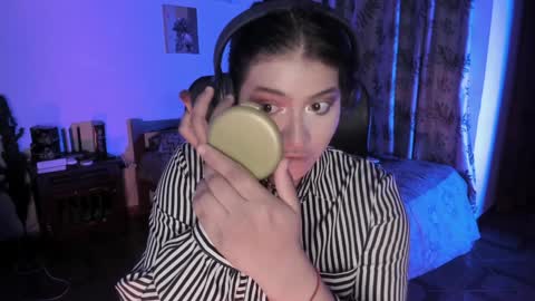 Snapshot of lolaasmith_21 chatting on 17, 12, 2024 lolaasmith_21 online show from 17, 12, 2024
