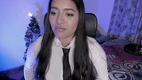 Snapshot of lolaasmith_21 chatting on 4, 1, 2025 lolaasmith_21 online show from 4, 1, 2025